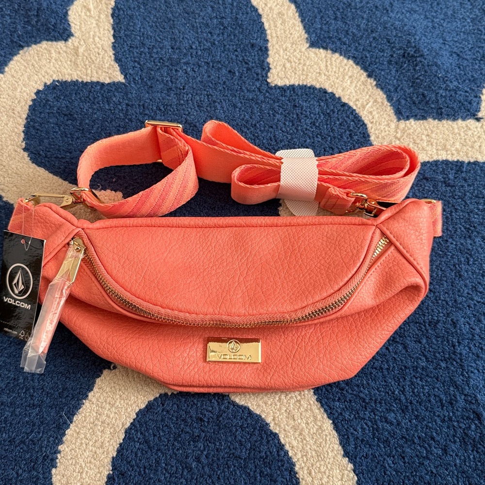 Volcom Strapped Waistpack - Picture 5 of 5